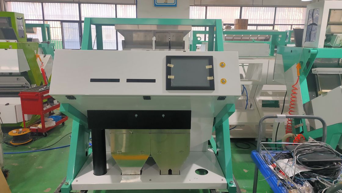 آلة تصنيف الألوان البلاستيكية البصرية وآلة معالجة الغذاء لفرز الحبيبات البلاستيكية الحيوانات الأليفة الشظايا مع جهاز استشعار CCD