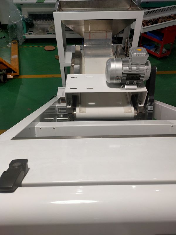 آلة فرز الألوان الأوتوماتيكية من وينياو لفصل الألوان للبلوبيري الطازج وتوت العرعر