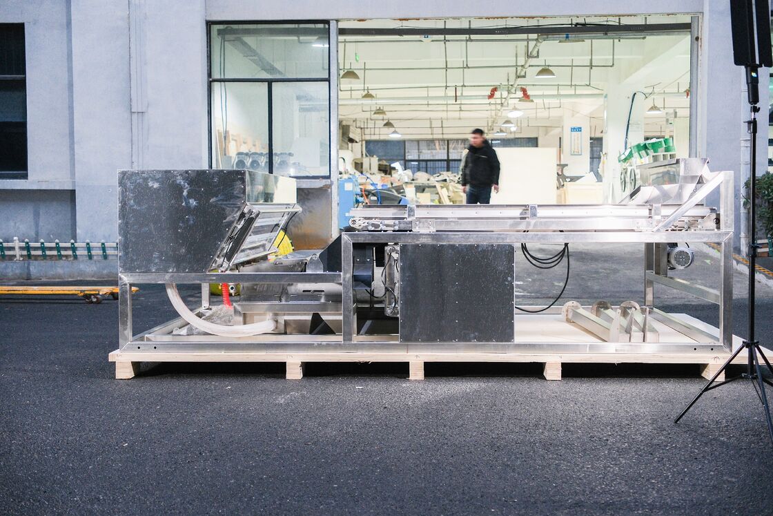 آلة فرز الألوان من توت العرعر وينياو ذات الحزام العريض من الفولاذ المقاوم للصدأ، لفرز ألوان التوت الأزرق والفراولة والتوت الأحمر، بسعر المصنع مع شهادة CE، جهاز تحكم عن بعد