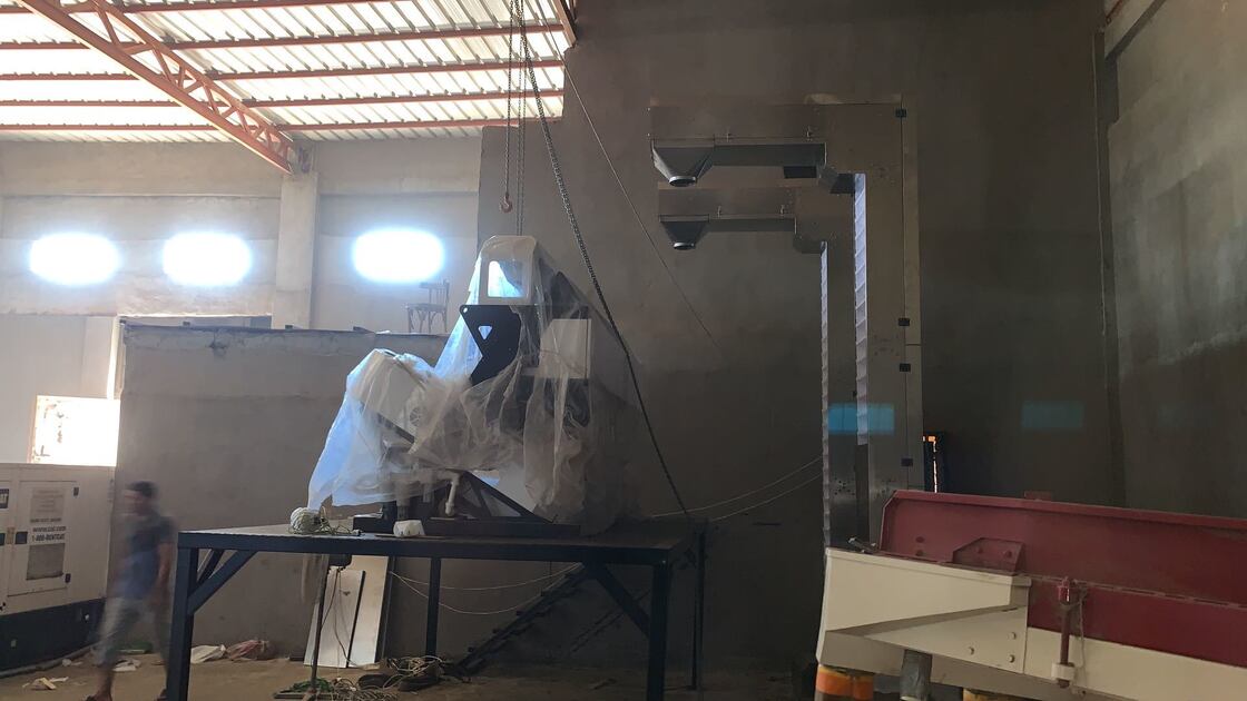 8 آلة فرز ألوان الفول السوداني 512 قناة فارز الألوان CCD فارز الألوان للحبوب