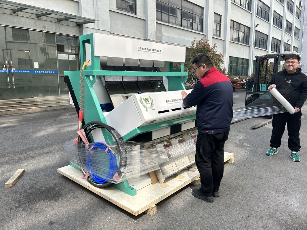 آلة فرز الألوان البصرية الذكية WENYAO ذات 4 مجاري، دقة عالية، وسعة 2-4 طن/ساعة لفرز الأرز والقمح