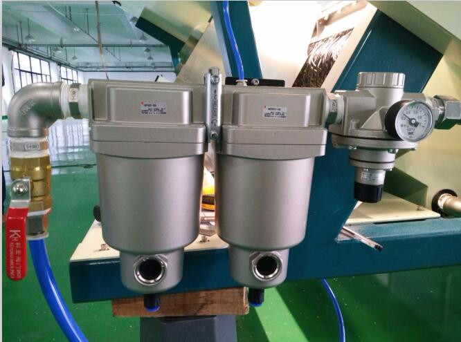 آلة تصنيف لون الحبوب 10 قنوات للذرة السورغو الشعير الشوفان 9